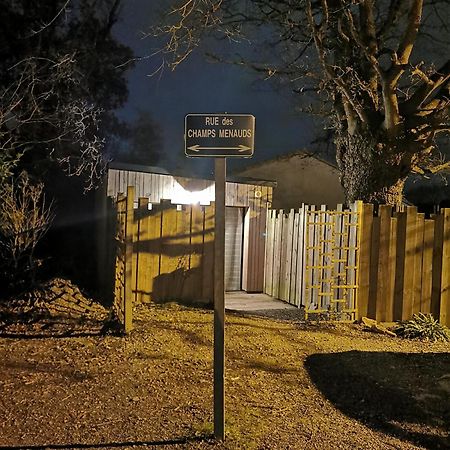 Au Poeme Du Chene, Logement Independant, Calme, Parking Gratuit Basse-Goulaine Eksteriør bilde