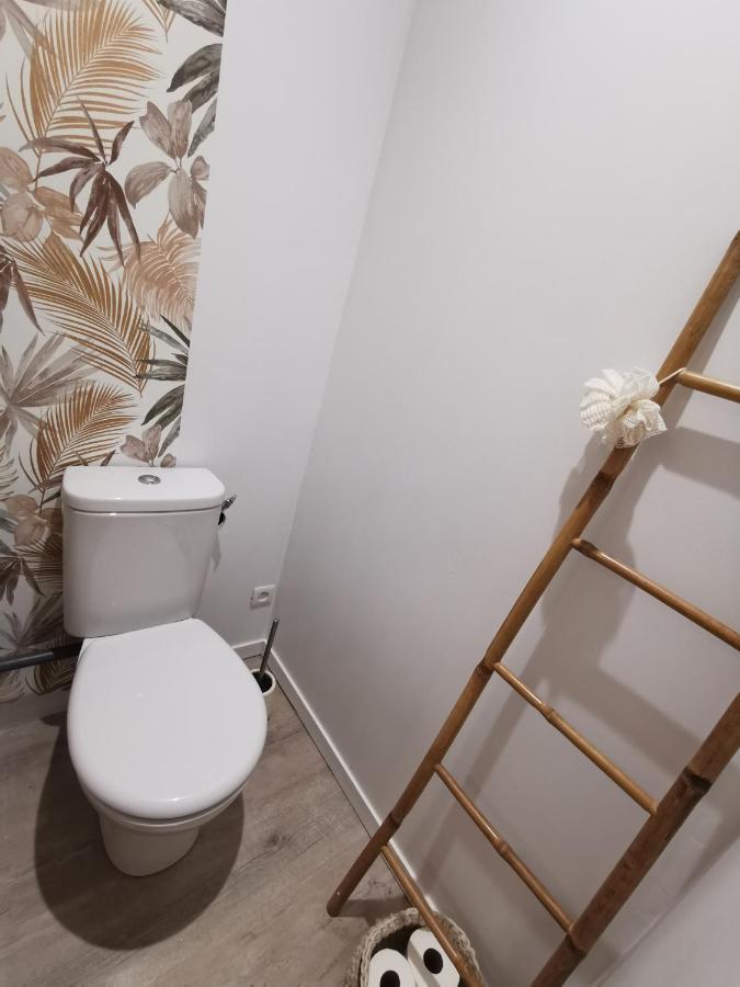 Au Poeme Du Chene, Logement Independant, Calme, Parking Gratuit Basse-Goulaine Eksteriør bilde