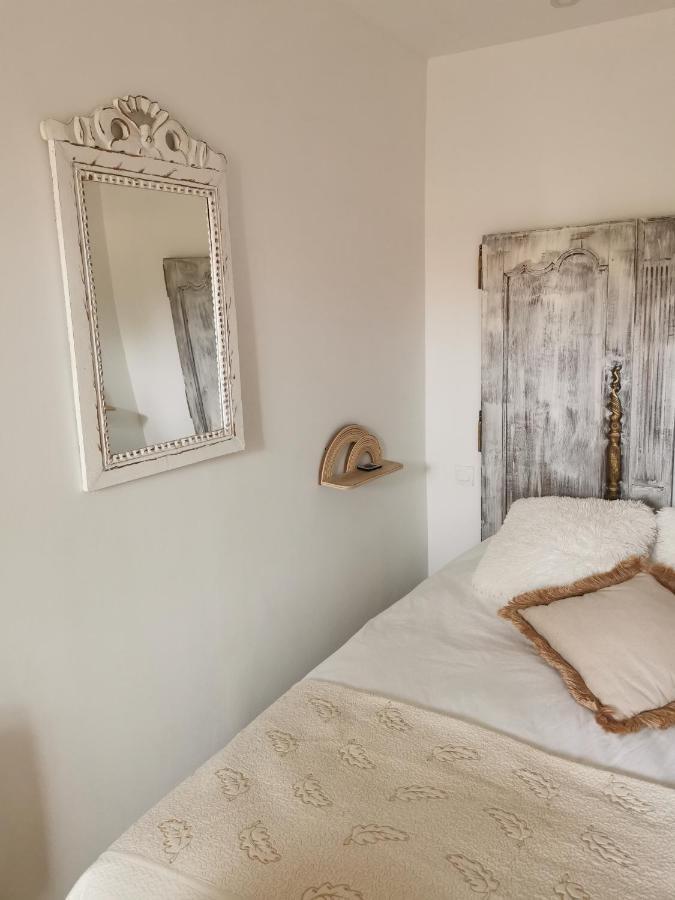 Au Poeme Du Chene, Logement Independant, Calme, Parking Gratuit Basse-Goulaine Eksteriør bilde